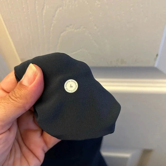 Lululemon Keep It Moving Pant, size 4, Like new - Picture 5 of 5